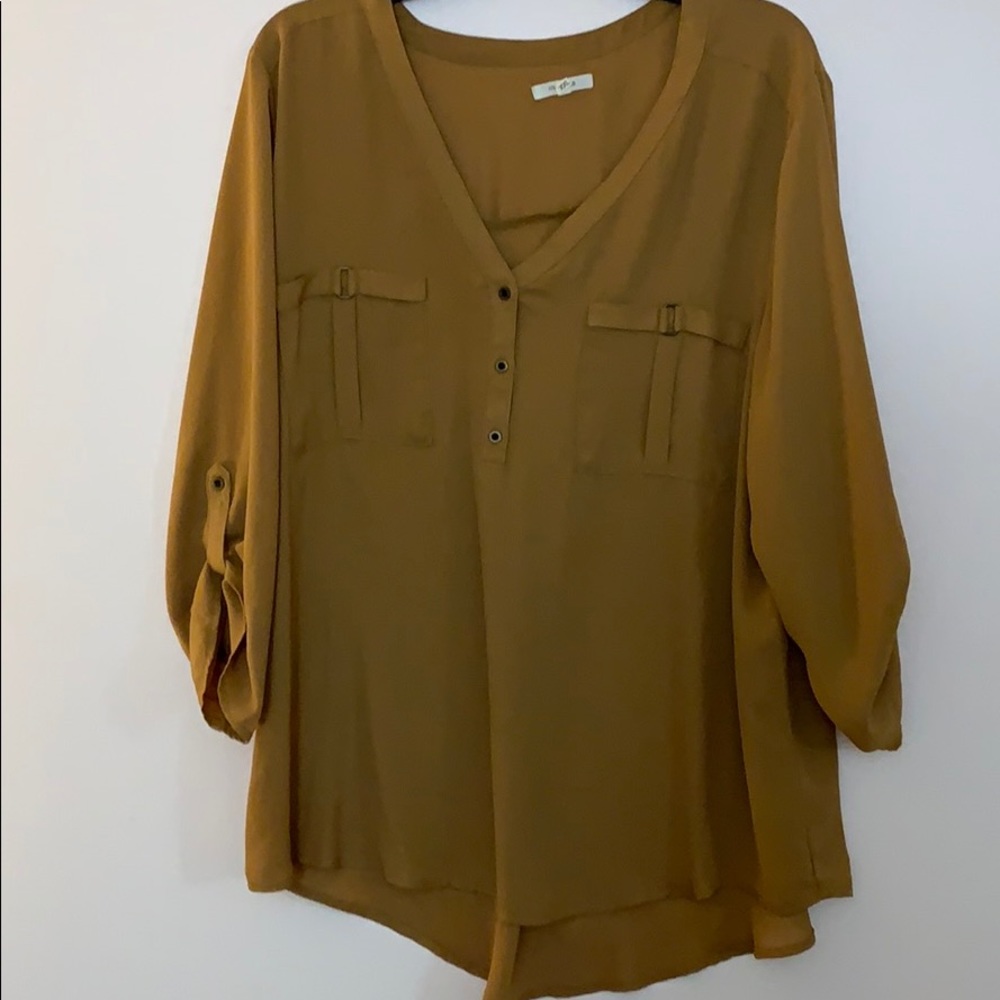 Maurice’s brown/gold blouse